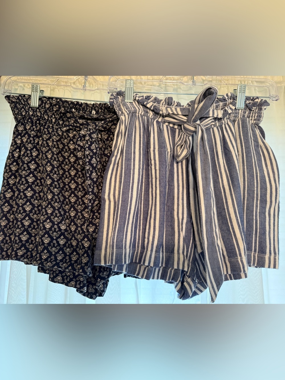 Bundle of Women’s Hollister Shorts - Size S